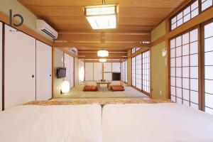 Hanagin by b hotel - 3 Bedroom Japanese apartment for 11 people 201