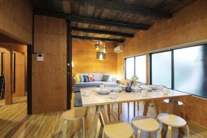 Nishikaniya by b hotel - Large Apartment 10mins walk from Hiroshima Station