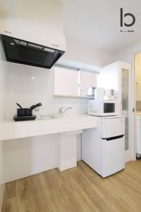 IS bld 201 - Spacious Studio Apt for 4ppl Close to Peace Park