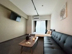 bHOTEL Nagomi - Luxe Apartment Near the City Center for 3Ppl - Ōsukamachi