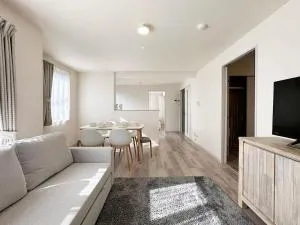 bHOTEL Yutori - Spacious 2BR Apartment very near the Station - Mihara