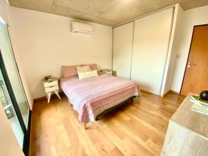 Depto Genova, Zona Norte, cochera con Reserva previa