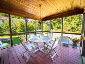 Berkshire Vacation Rental: Stockbridge Home Come Experience The Berkshires - Lenox