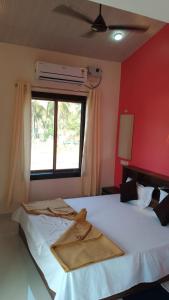 CLASSIC ANAND Bungalow-Blossom Suite, Tarkarli Road, Malvan