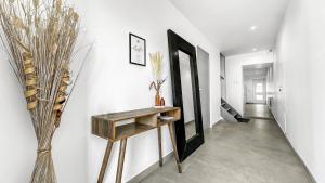 Appartements Homey Charming - Joli Studio, proche Vitam Parc : photos des chambres