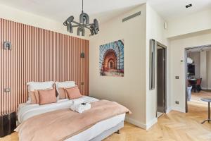 Apartement Place Vendome by Studioprestige