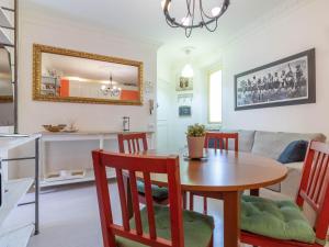 Lovely Home Apartment