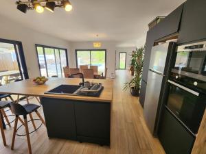 Villas Villa idealement situee sur Ares : photos des chambres