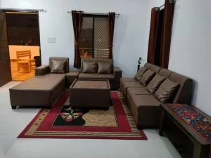 Relax Homestay - 奇陶尔加尔