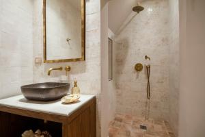 SKALINADA HOUSE by LOC Hospitality