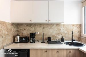 Central Residence Apartment 911B2