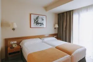 Hotel Zaragoza Plaza - San Sebastián