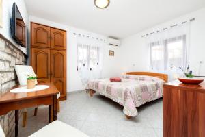 Apartments and Room Silvana