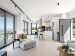 Villa Levante With Sea View