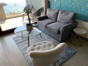 HOM I Lujoso Estudio con Mejor Vista del Puerto Parking 0408