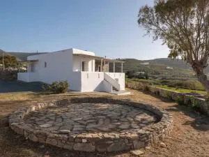 Myrsini Traditional Hillside Cottage - Episkopianá