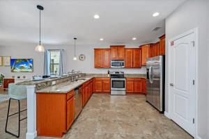 Spacious Home Near Disney