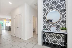 Private Views and Theme Rooms Perfect for Families