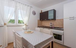 Lovely Apartment In Vrh Kosici With Wi-fi