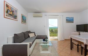 Lovely Apartment In Vrh Kosici With Wi-fi