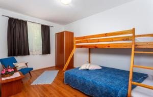 Lovely Apartment In Vrh Kosici With Wi-fi