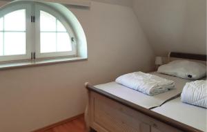 2 Bedroom Beautiful Home In Trent