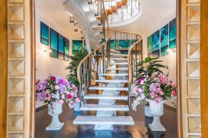 Majestic Villa in Hills of Florence with Gardens Gym Jacuzzi and Sauna