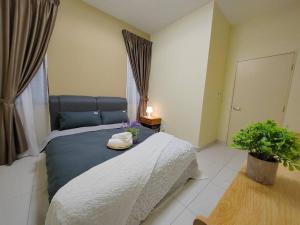 YOU 1272sqft 3 Bed-Room Unit with Netflix WiFi