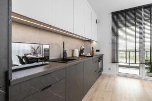 Modern Apartment with Parking near Arena Gdansk by Renters
