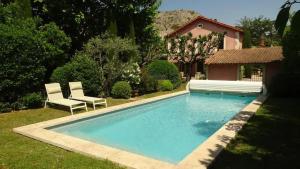 Villas Villa de 3 chambres avec piscine privee jardin clos et wifi a Cavaillon : photos des chambres
