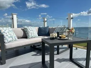 Regal Beachside pitch 22 Creek Caravan Park - Ringstead