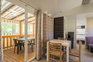 Campings Mh 122 Ronce les bains : photos des chambres