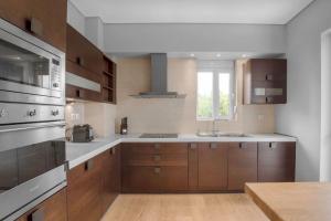 Tranquil Modern Ηaven