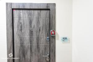 Central Residence Apartment 928