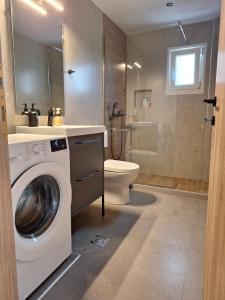 New & modern apt near Heraklion-airport & sea