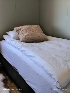 Happy-Cove Guesthouse - by the sea