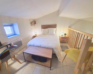 Appartements ღ Le cocon Montilien - Confortable T2 avec Wifi : photos des chambres