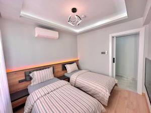 Tomtom HOUSE Centre Location