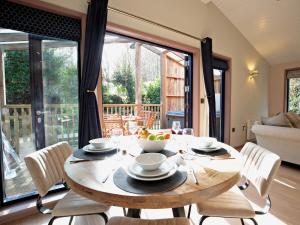 2 Bed in Porthtowan 93315