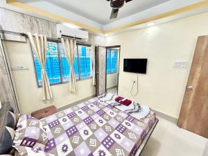 Stylish 1RK Serviced Apartment in Tollygunge