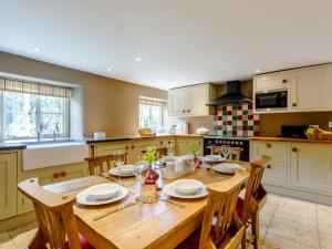 3 Bed in Minehead 78698