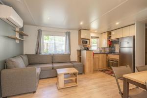 Campings Mh 169 Ronce les bains : photos des chambres