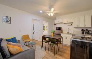 Heart of Houston - 2-BD 1-BA w Kids Playground