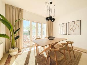 Spacious apartment Gym Paddel Club Beach Wifi Park