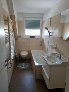 Schöne Dachgeschoss Wohnung