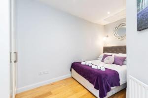 Central Location 2 BEDROOM 2 BATHROOM FAST WIFI