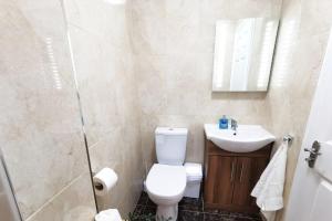 Very Central 1bed new refurbish