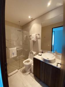 Chic 3BR Home in Luxury Condominium by the sea