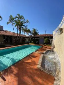 Casa de campo dentro da cidade - Cravinhos