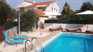 apartment 250 meters to sea private pool 